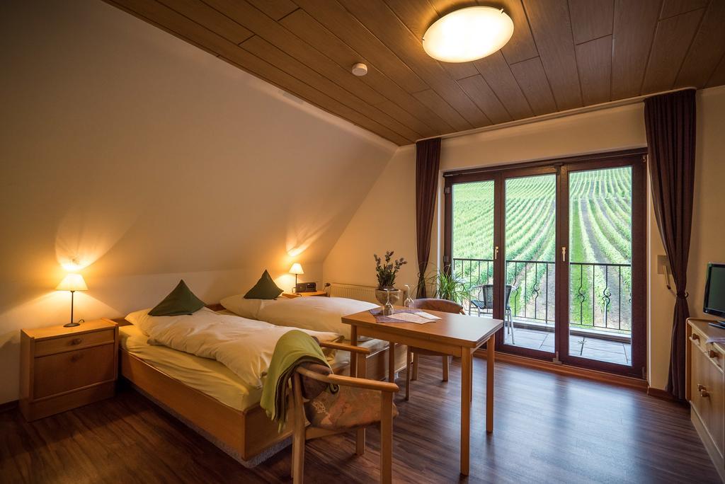 Weingut Peifer Apartment Traben-Trarbach Room photo