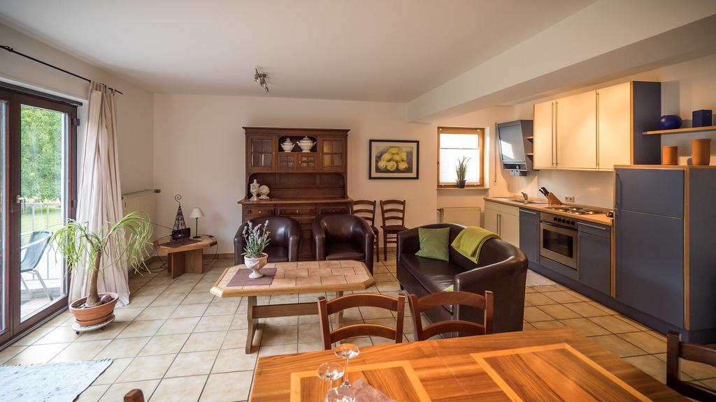 Weingut Peifer Apartment Traben-Trarbach Room photo